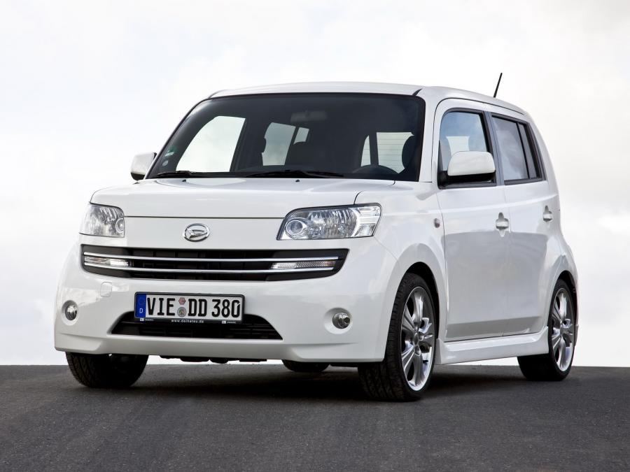  Daihatsu Materia White X 2008 года  (фото 4 из 7)